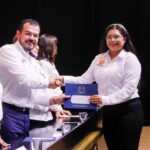 Entrega rector de la UAT becas a estudiantes de excelencia