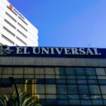 Exponen en la mañanera a El Universal por supuesto vínculo con García Luna