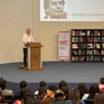 Imparte la UAT en Nuevo Laredo la Cátedra Octavio Paz con el escritor Anthony Stanton